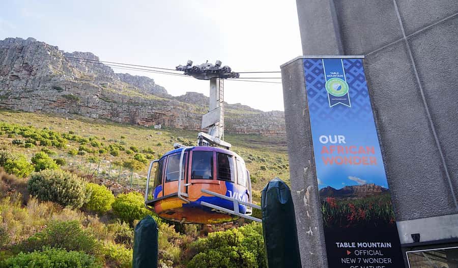 Cape Town Tour: Table Mountain, Penguins & Cape Point+Pickup - Why this tour works for a first day in Cape Town