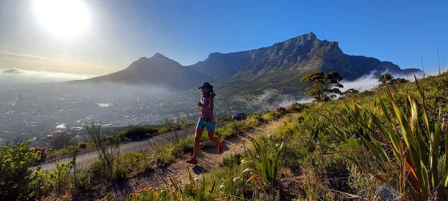 Cape Town: Trail Run Lion's Head and Signal Hill Morning - Signal Hill viewpoint and the first big panorama