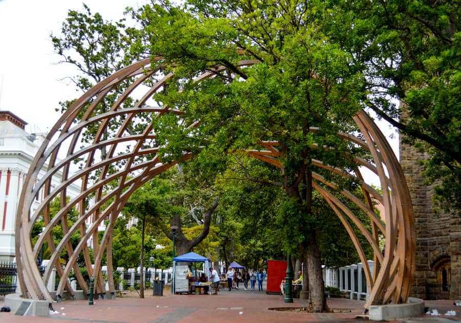Cape Town Uncovered : Half-Day City Tour and Table Mountain - The Diamond Museum finale