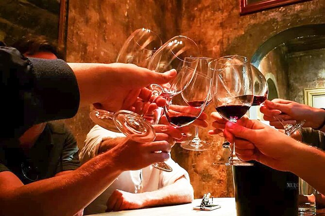 Cape town - Unique Private wine tour Blend & bottle own wine - What the private format adds