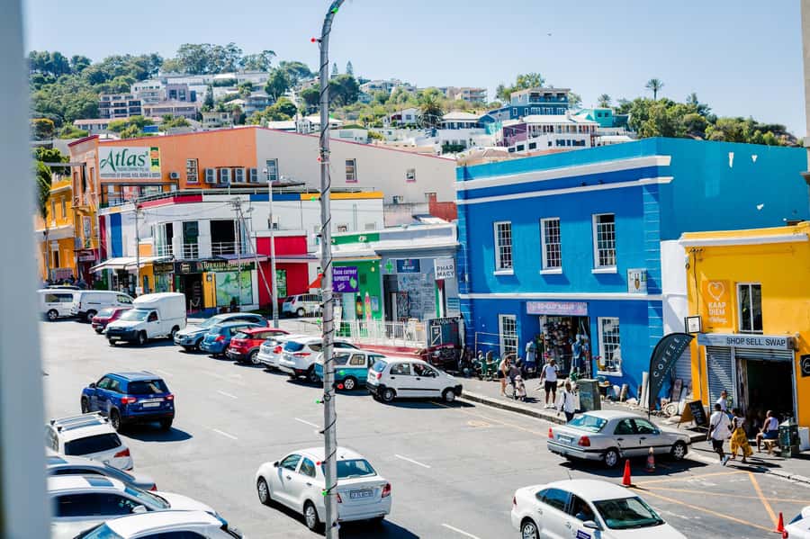 Cape Town Walking Tour: Bo-Kaap & City Highlights - Key points at a glance