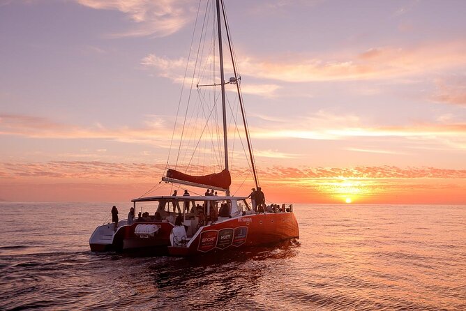 Catamaran Sunset Champagne Cruise Cape Town - What the 90-minute cruise is really like
