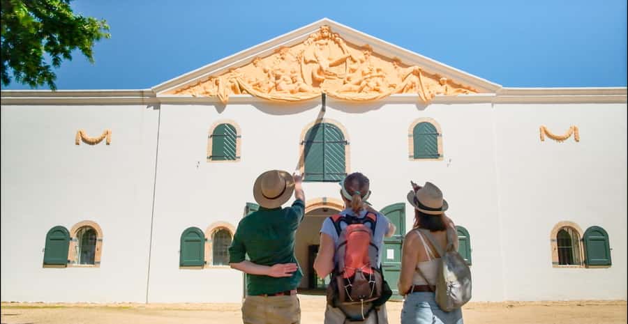 Constantia: Wine Walk with Lunch and Enchanting Stories - The one-hour walk to Klein Constantia