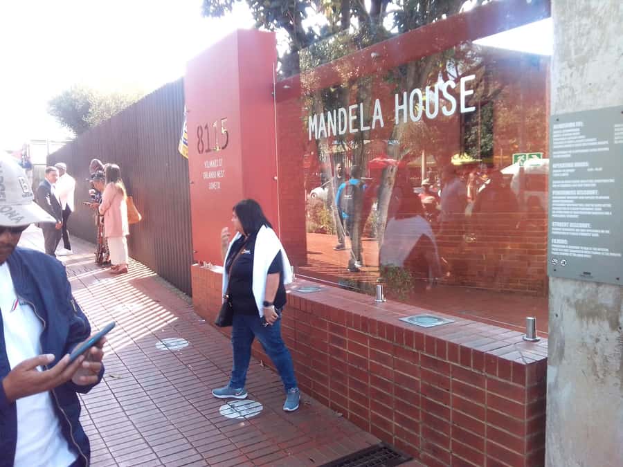 Constitutional Hill and Soweto 5 hours tour. - Why this five-hour route tells Johannesburg’s story well