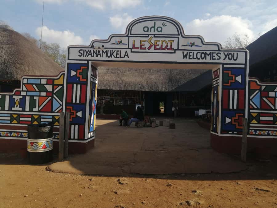 Cradle Of Humankind, Lesedi Cultural Village & Lion's Park - Key points at a glance