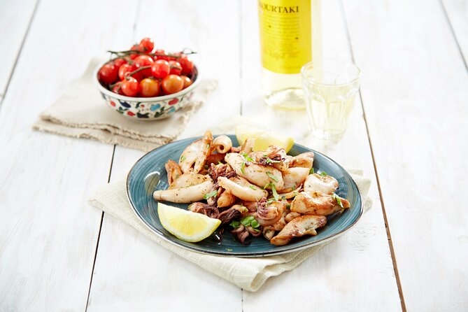 Cruise and Dine Lunch / Cape Town: Coastal Motor Cruise and 2-Course Lunch - One hour on the Atlantic coast