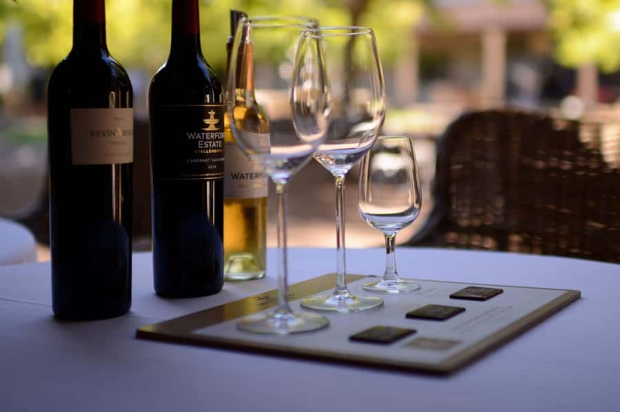 CUSTOMISED PRIVATE WINE TOUR WITH LUNCH - CAPE TOWN - Key points to know before booking