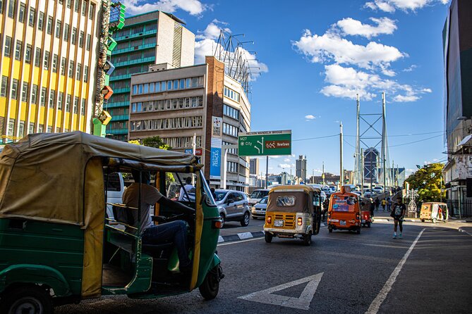 Downtown Johannesburg Tuk tuk Tour with a local lunch - Newtown and Johannesburg’s public art