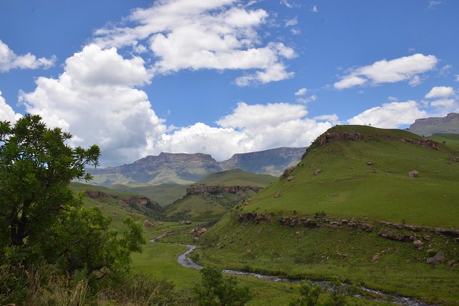 Drakensberg Giant's Castle Cave Art & Mandela Capture Site Tour from Durban - The road time is part of the experience