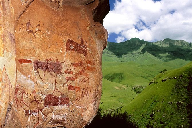 Drakensberg Mountains & Nelson Mandela Capture Site Full Day Safari - Howick Falls and the Mandela Capture Site