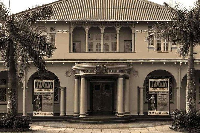 Durban City Sightseeing and Walking Tour - uShaka Village Walk and time for lunch