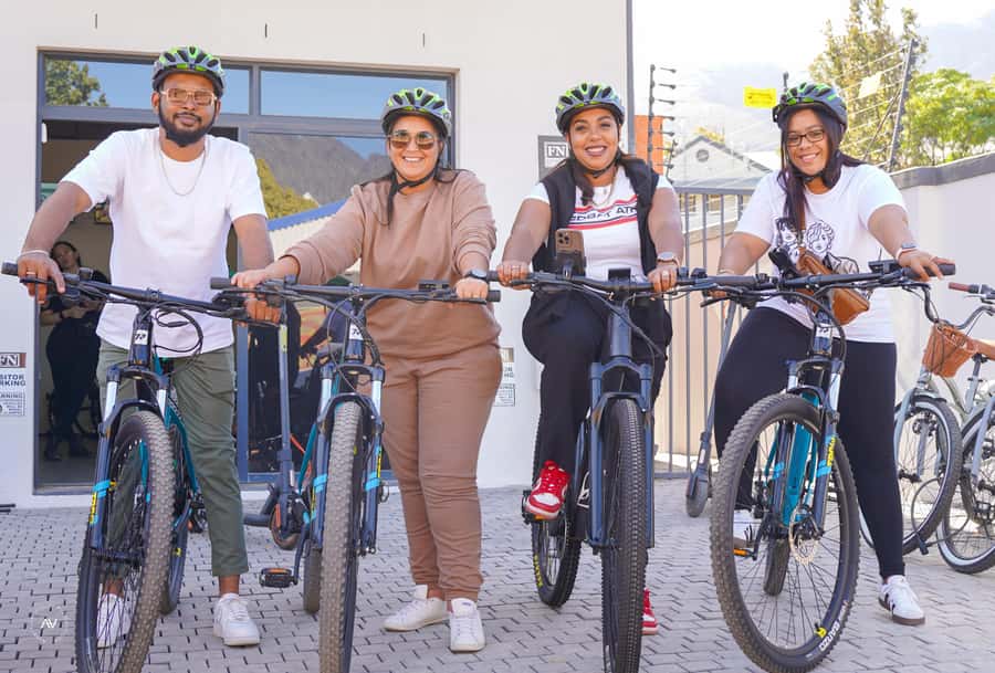 Franschhoek: Explore The Valley Of Dreams With E-Bikes - Lunch and local food along the way