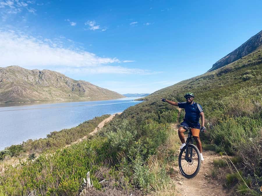 Franschhoek: Explore The Valley Of Dreams With E-Bikes - Rolling through Franschhoek town