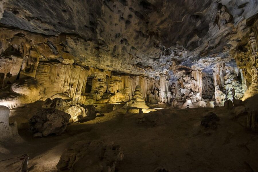 From Cape Town: 3-Day Garden Route Highlights and 4x4 Safari - Who should book this tour?