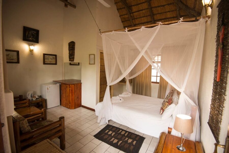 From Johannesburg: 6-Day Classic Kruger National Park Safari - Day two: an armed walk beside the Olifants River