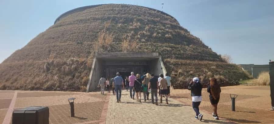 From Johannesburg: Cradle of Humankind Private Half-Day Tour - Pickup From Johannesburg, Pretoria, Rosebank, or Midrand