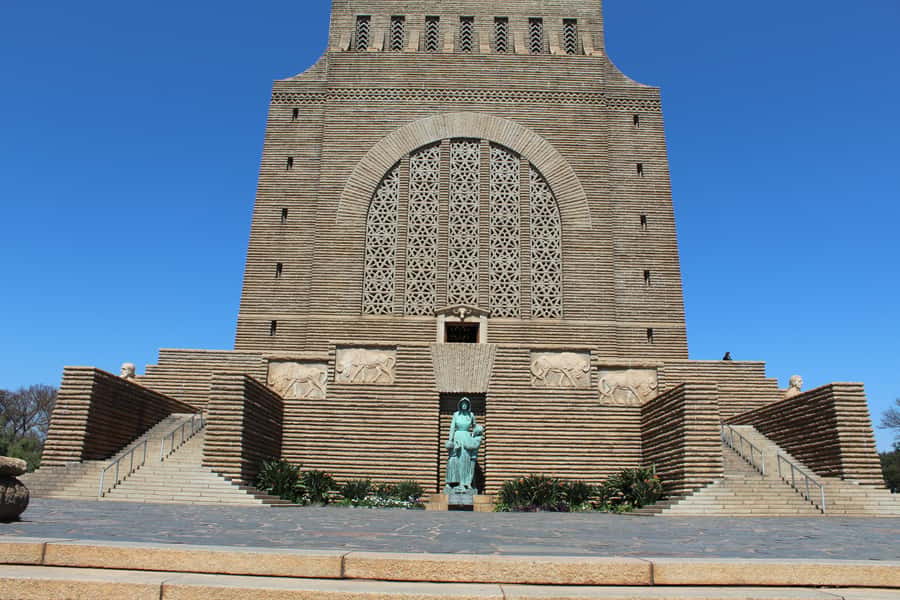 From Johannesburg: Pretoria, Soweto & Apartheid Museum Tour - Key points at a glance