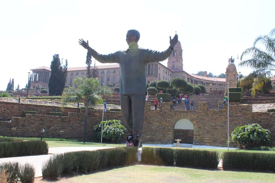 From Johannesburg: Pretoria, Soweto & Apartheid Museum Tour - Why this day matters