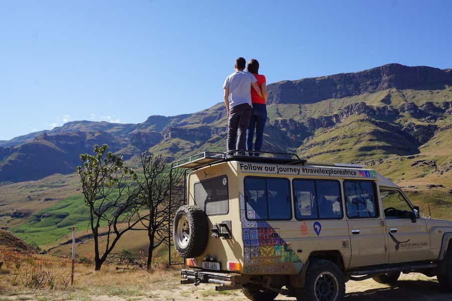From Underberg: 4x4 Sani Pass Tour and Basotho Village Visit - Pickup from Underberg or Himeville