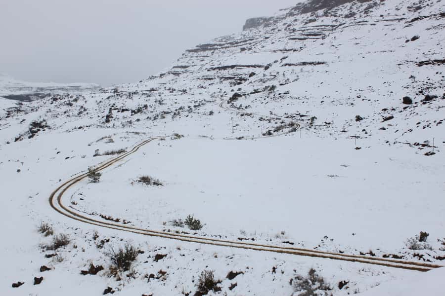 From Underberg: Sani Pass Day Tour - The Maloti-Drakensberg Park photo stop