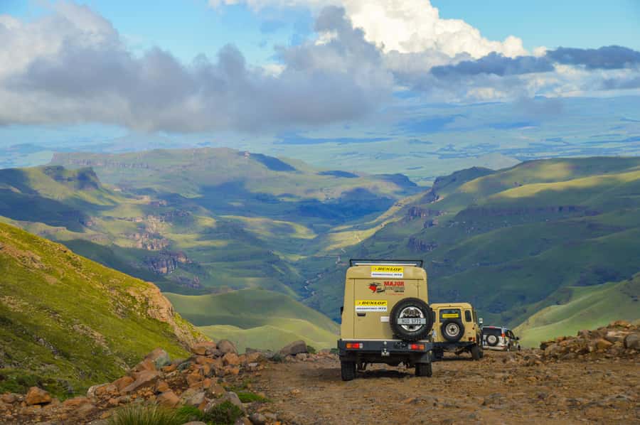 From Underberg: Sani Pass Day Tour - Meeting a Basotho family and tasting fresh bread