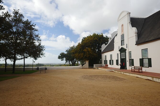 Full-Day Constantia Wine Tour from Cape Town - Why Constantia makes a good wine day from Cape Town