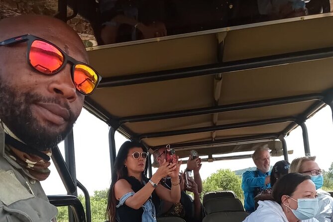 Full Day Ultimate Pilanesberg National Park Safari from Johannesburg or Pretoria - Guides, group size, and seating