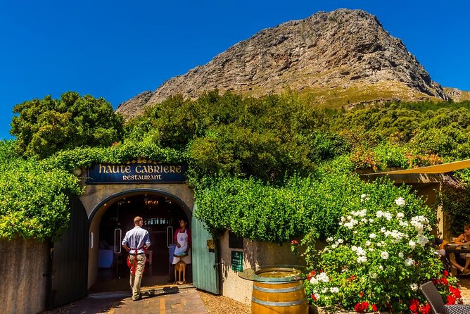 Full Day Winelands Tour With Wine Tasting from Cape Town - Fairview Wine and Cheese: the most playful tasting stop