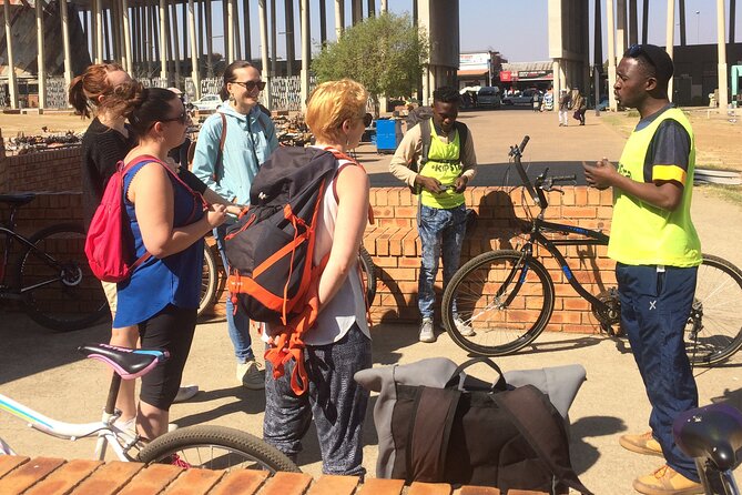 Half Day Guided Tour in Soweto - Mandela House on Vilakazi Street