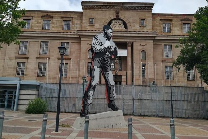 Half-Day Guided Tour of Johannesburg and Soweto Township - Is $72.15 per person good value?