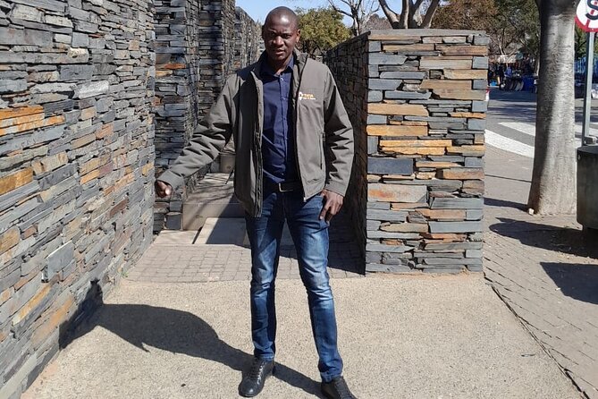 Half Day Soweto and Apartheid Museum Guided Tour - Remembering the 1976 Soweto uprising
