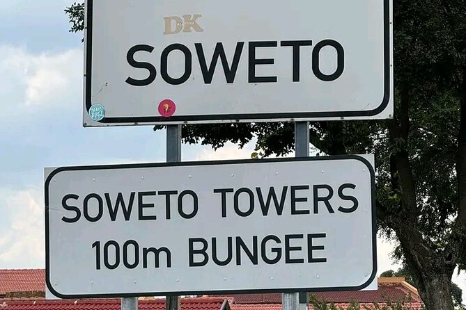 Half Day Soweto Guided Tour - Your guide and the small-group advantage