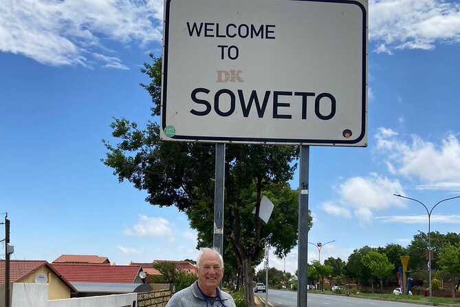 Half-Day Tour of Soweto Tour - Regina Mundi and Walter Sisulu Square