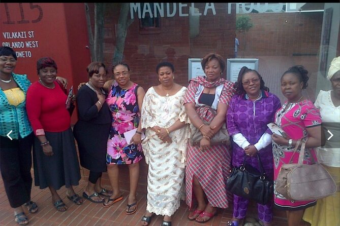 Half Guided Day Tour of Soweto And Apartheid Museum - Inside Mandela House