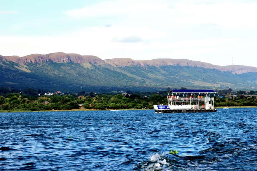Hartbeespoort: 2-Hour Dam Cruise with South African Food - Who should book, and who should think twice