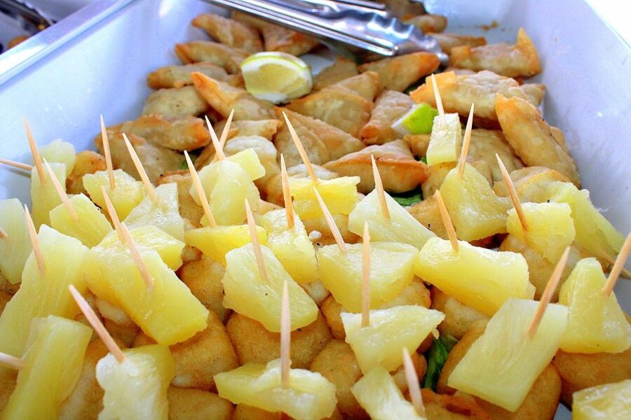 Hartbeespoort: 2-Hour Dam Cruise with South African Food - Two hours of mountain and water views