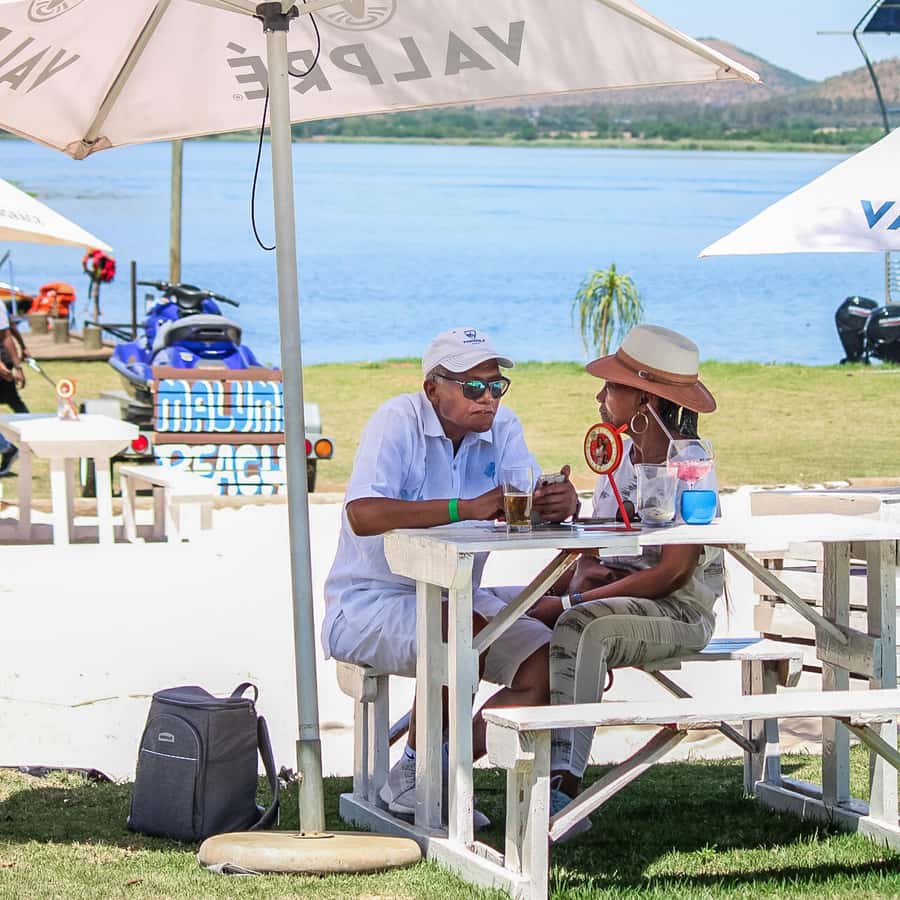 Hartbeespoort Dam: 1 Hour Cruise & Sunday Buffet Lunch - Booking advice for a smoother Sunday