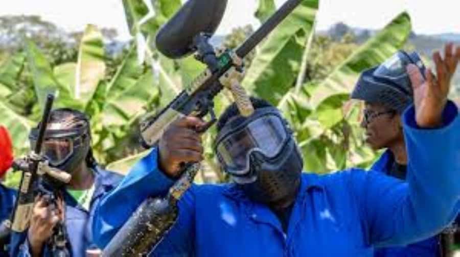 Hazyview : Paintball Target Shooting - The equipment and what 60 balls means