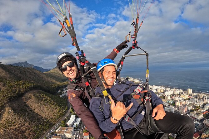 Hi5 Tandem Paragliding Cape Town - Who will enjoy this most
