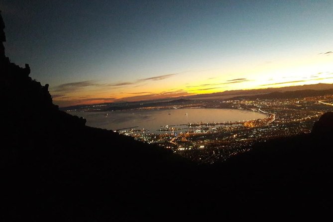 Hiking Lion's Head for sunrise, coffee & hotel Pick-up & Drop off - Sunrise at the 669-meter summit