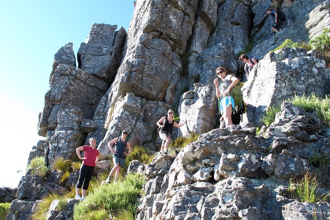 India Venster Route: Hiking in Table Mountain from Cape Town - Getting ready with the supplied gear