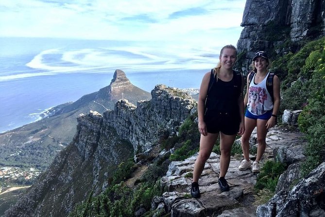 India Venster: sensational half-day route up Table Mountain - Why the seven-person limit matters