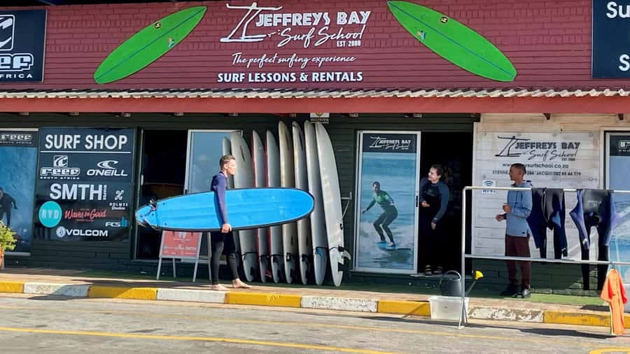 Jeffreys Bay: Learn to Surf Group Lesson - Why Jeffreys Bay is a fine place to start surfing