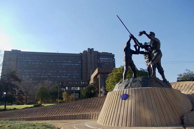 Johannesburg City Evolution, Arts and Museums Walking Tour - Braam Square and Nelson Mandela Bridge