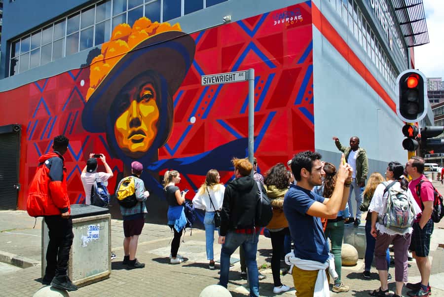 Johannesburg: City of Gold Walking Tour - Starting at Curiocity in Maboneng