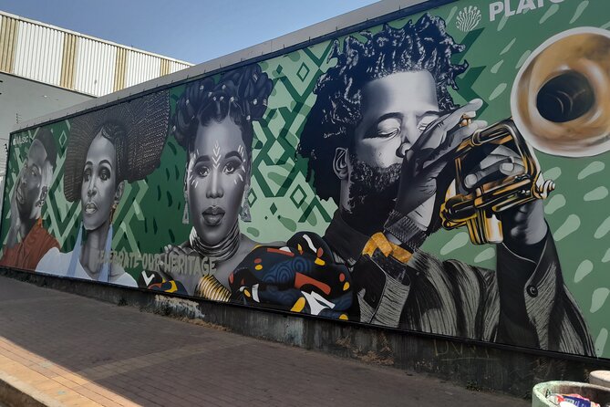 Johannesburg Full Day - A one-day introduction to Johannesburg’s difficult story