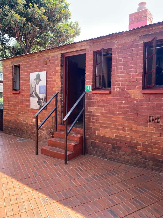 Johannesburg: Full-Day Tour with Soweto and Apartheid Museum - Seeing Johannesburg’s old CBD