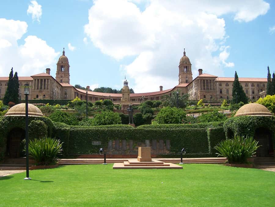 Johannesburg: Pretoria and Cullinan Diamond Mine Tour - Key points to know before booking