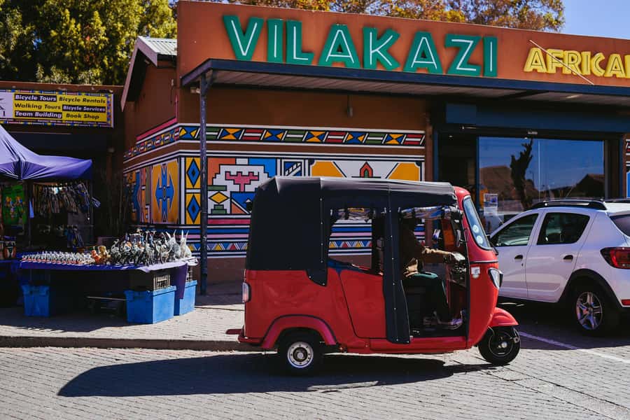 Johannesburg: Soweto Tour by Tuk Tuk - Key points at a glance
