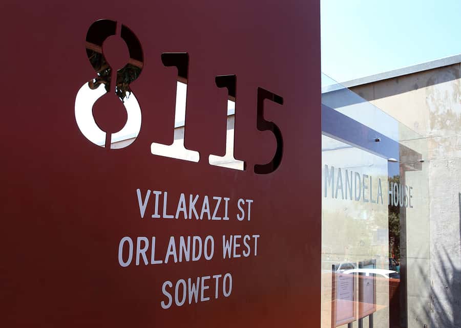 Johannesburg: Soweto Tour with Lunch - Orlando West and the famous Vilakazi Street addresses